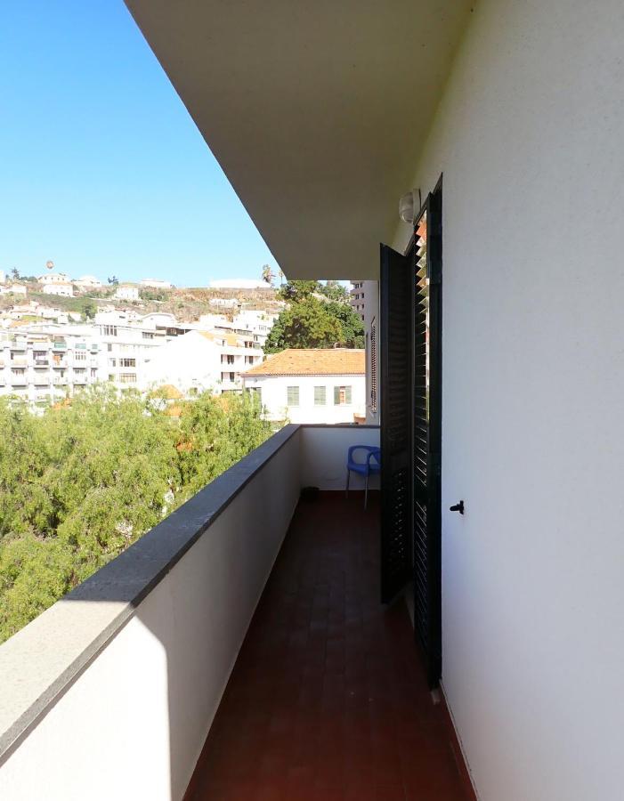 Petrolhead Apartament